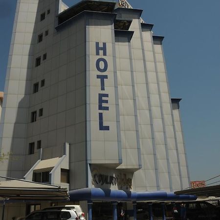 Sky Hotel Salmiya Esterno foto